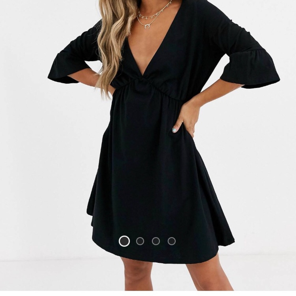 V neck frill sleeve smock dress